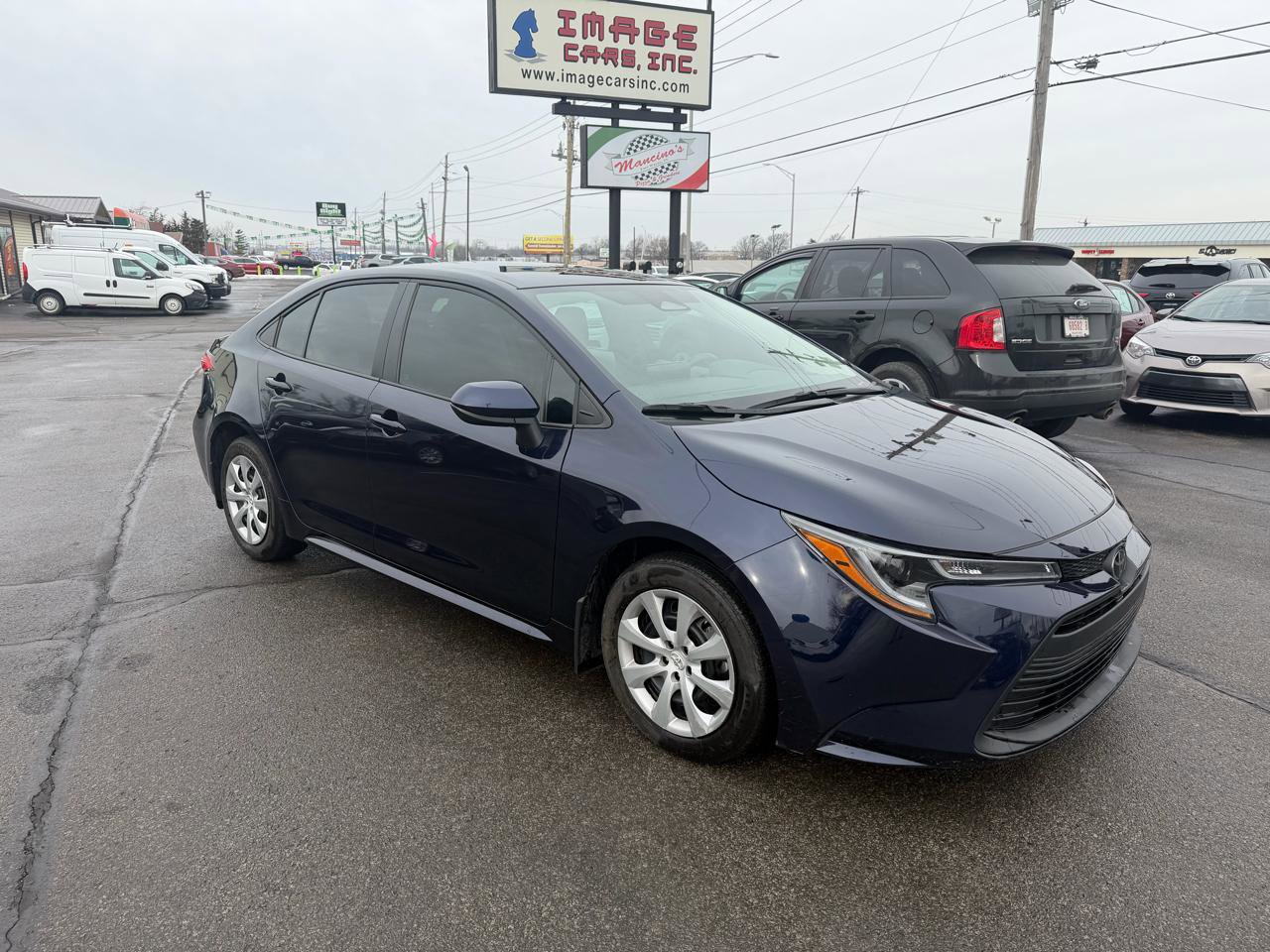 Used 2025 Toyota Corolla LE image 4