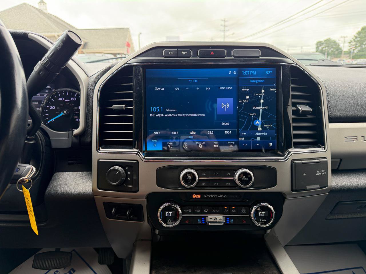 Used 2022 Ford F450 Lariat w/ Lariat Value Package AWD/4WD image 15