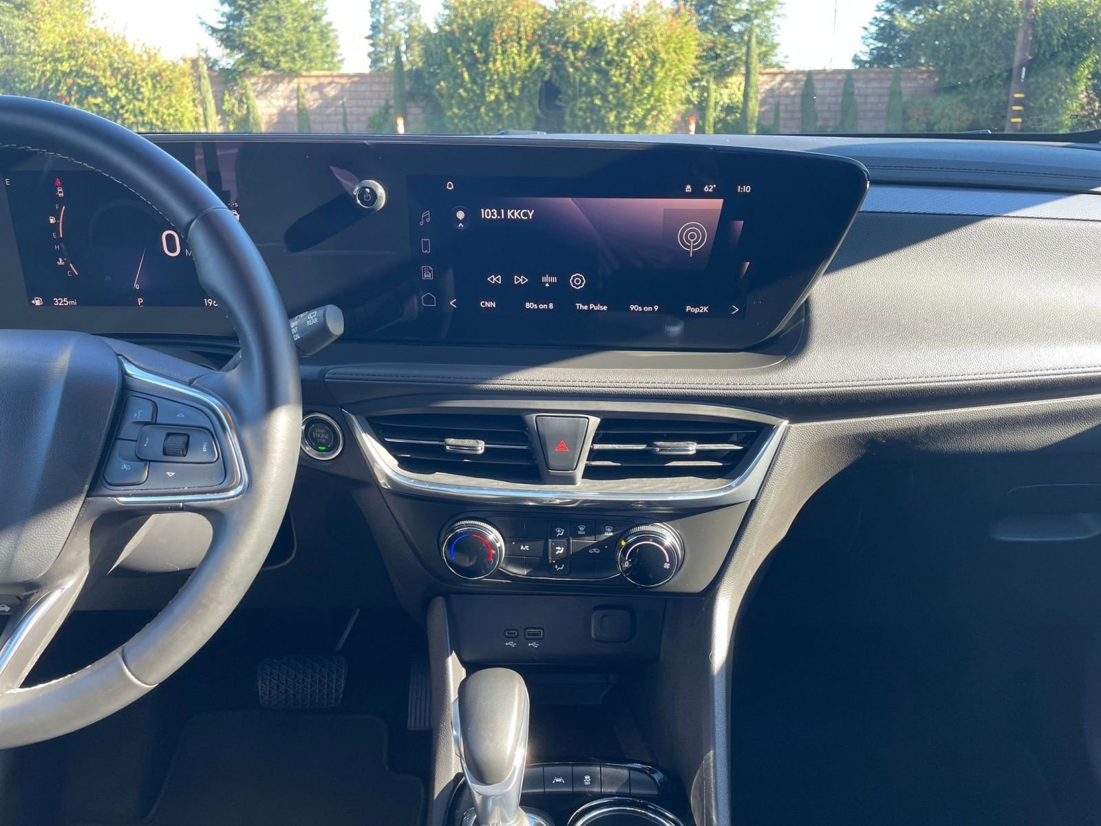 Used 2025 Buick Encore GX Preferred image 18