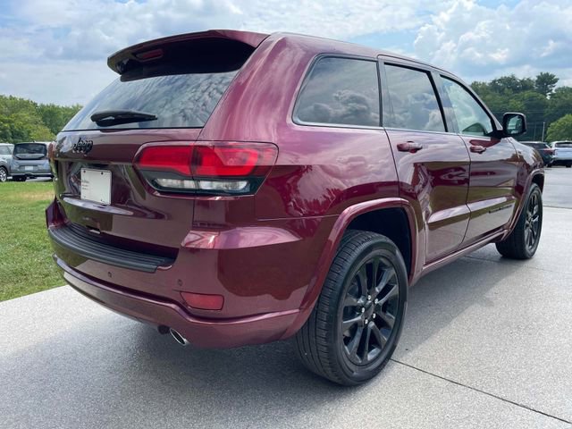 Used 2020 Jeep Grand Cherokee Altitude AWD/4WD image 6