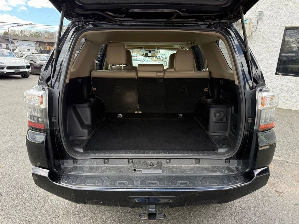 Used 2019 Toyota 4Runner SR5 Premium image 6