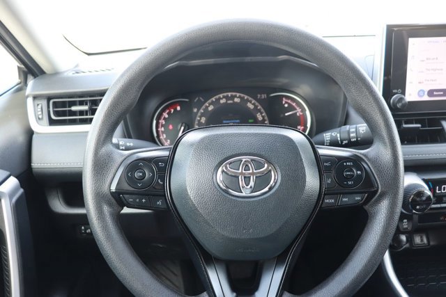 Used 2025 Toyota RAV4 XLE image 21