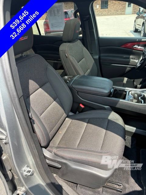 Used 2024 Chevrolet Traverse Z71 w/ Enhanced Driving Package AWD/4WD image 32