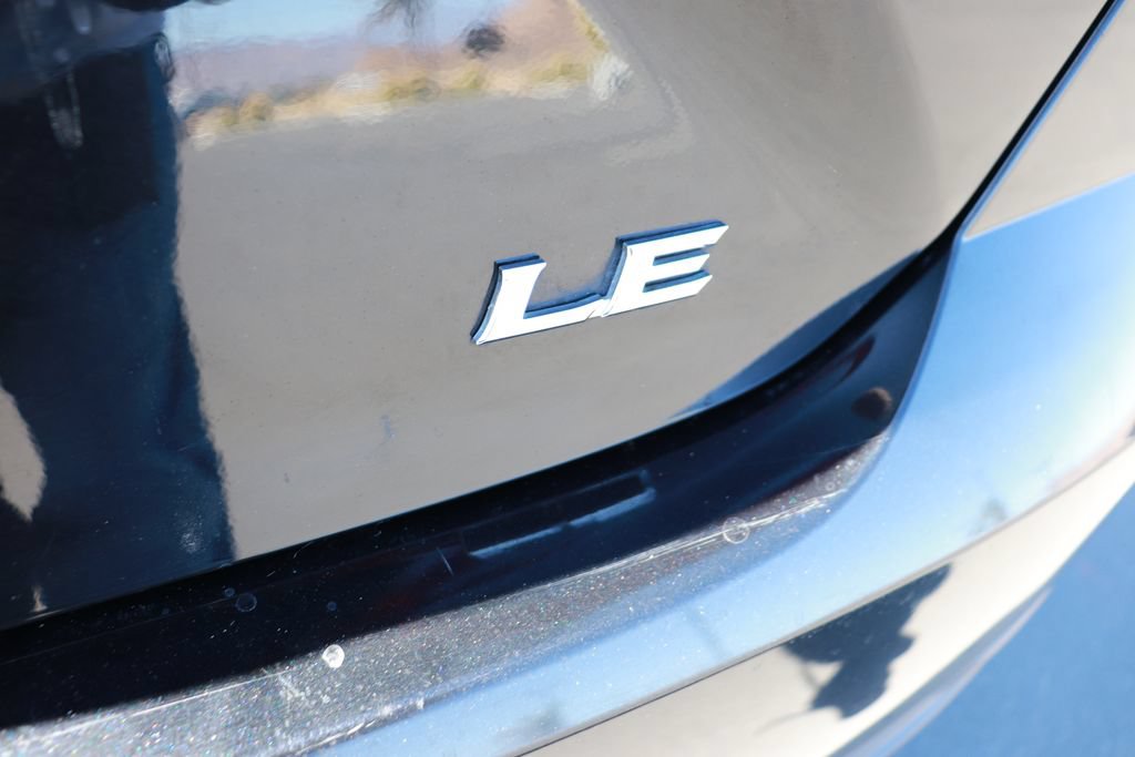 Used 2025 Toyota Camry LE w/ Convenience Package FWD image 7