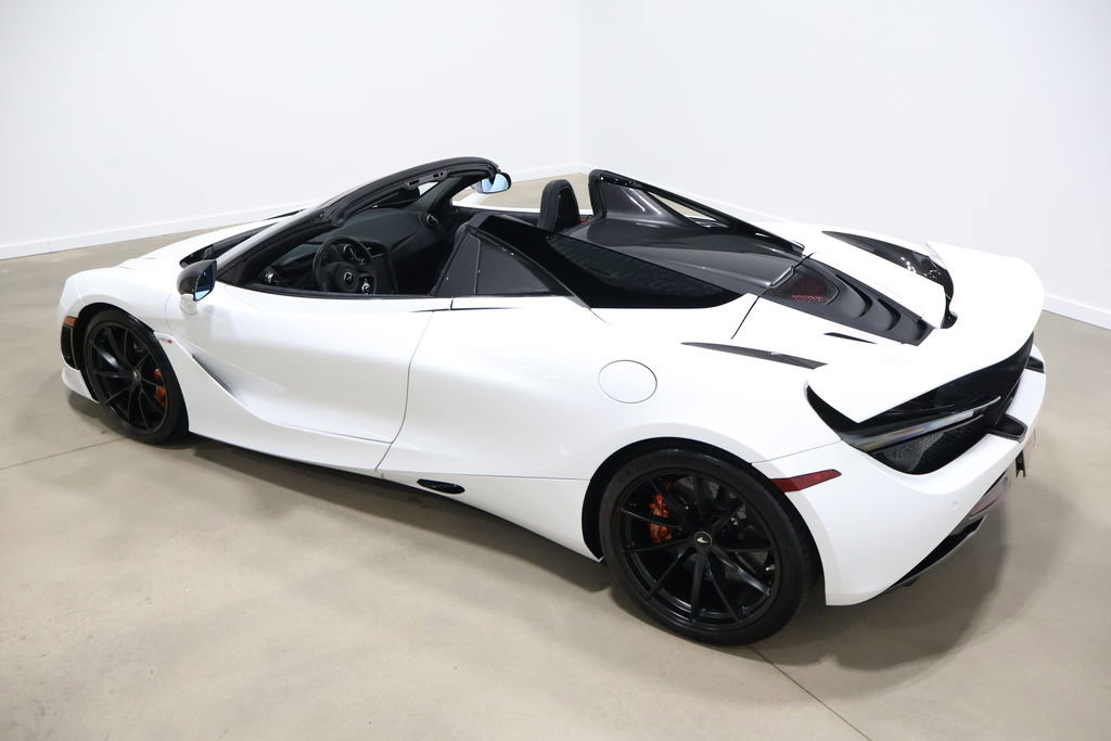 Used 2020 McLaren 720S Spider image 19