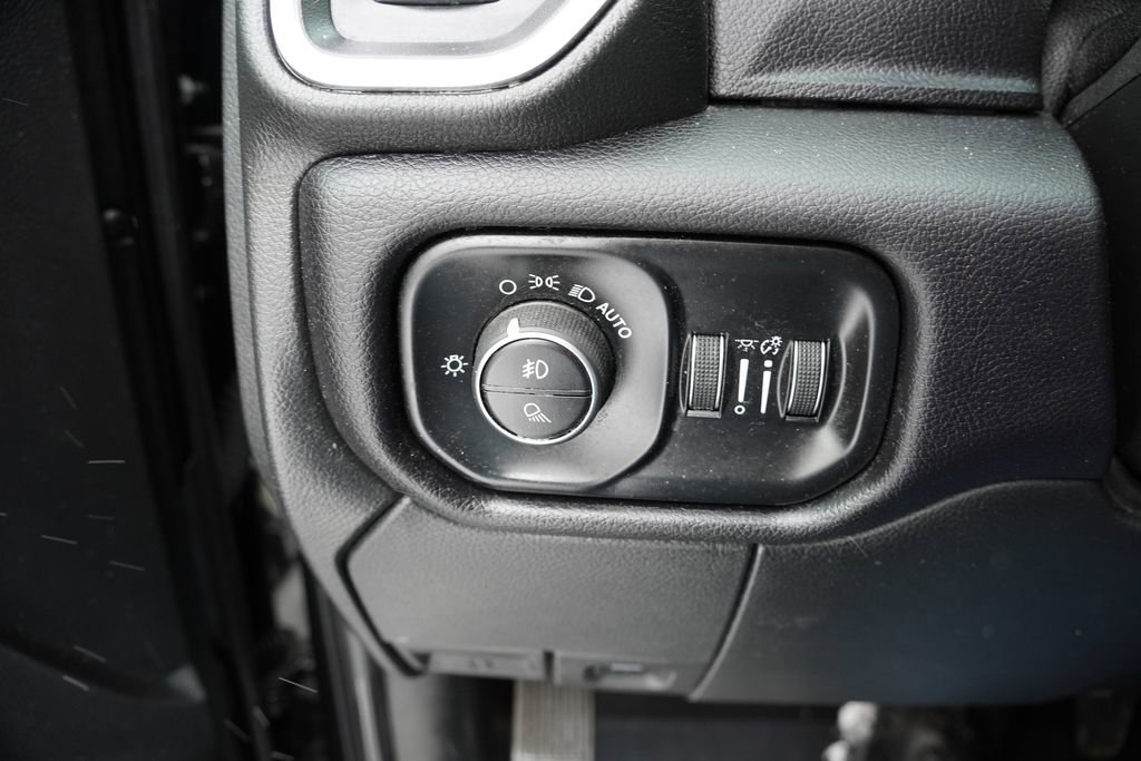 Certified 2021 RAM 3500 Laramie image 24