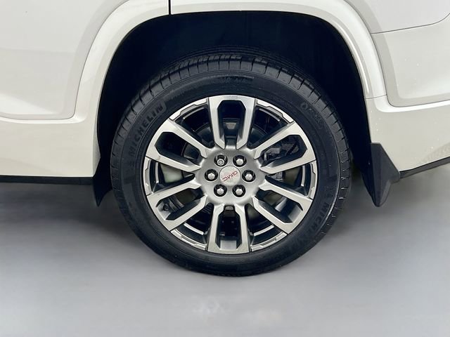 Used 2023 GMC Acadia Denali w/ Denali Ultimate Package image 39