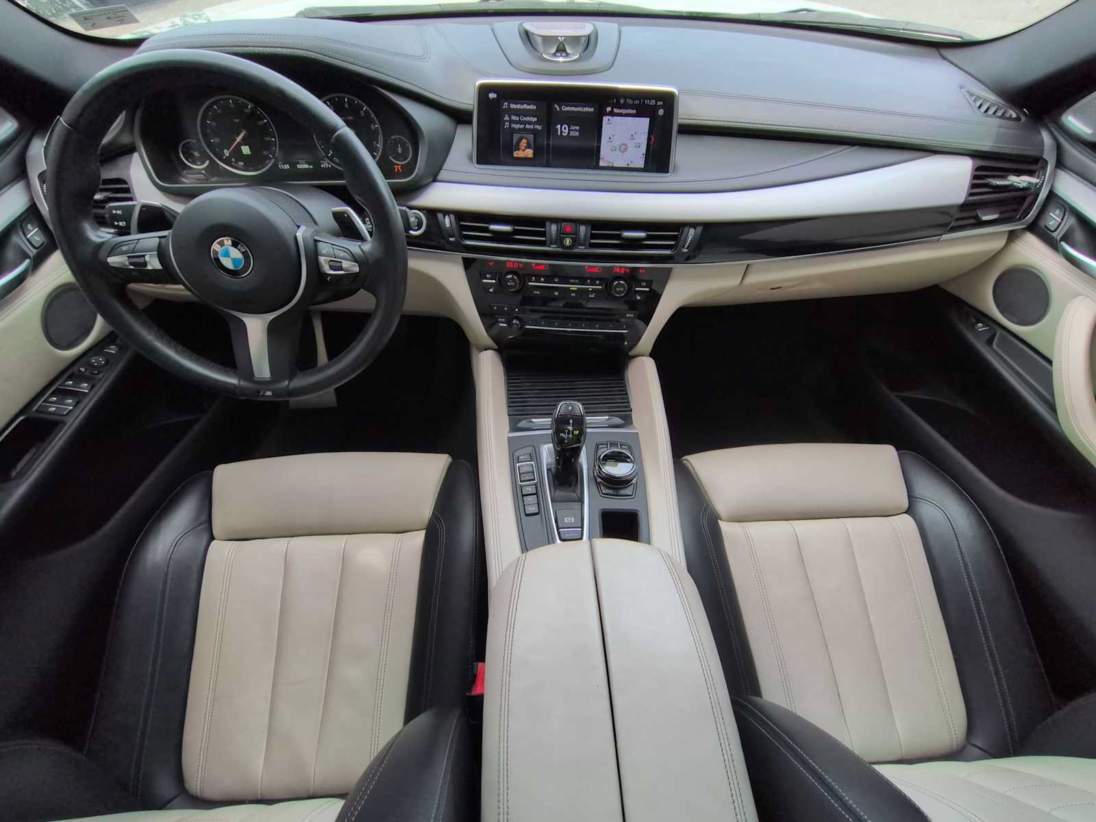 Used 2019 BMW X6 xDrive50i w/ M Sport Package AWD/4WD image 16