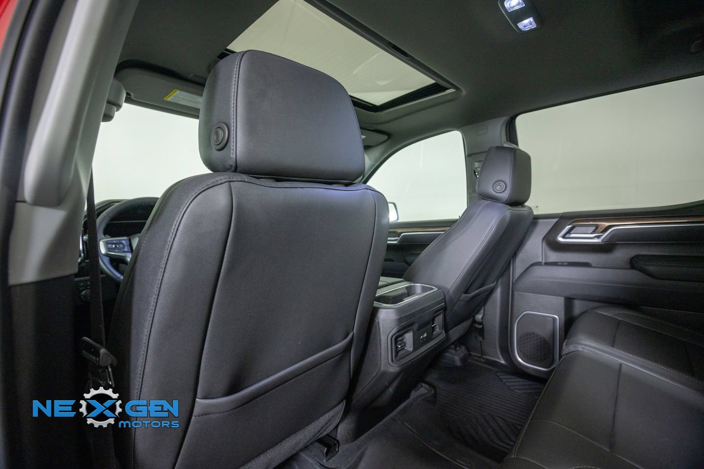 Used 2025 Chevrolet Silverado 1500 RST w/ RST All Star Premium Package AWD/4WD image 27