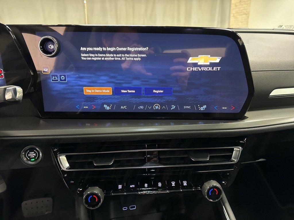 New 2026 Chevrolet Traverse LT w/ Sun and Wheel Package image 26