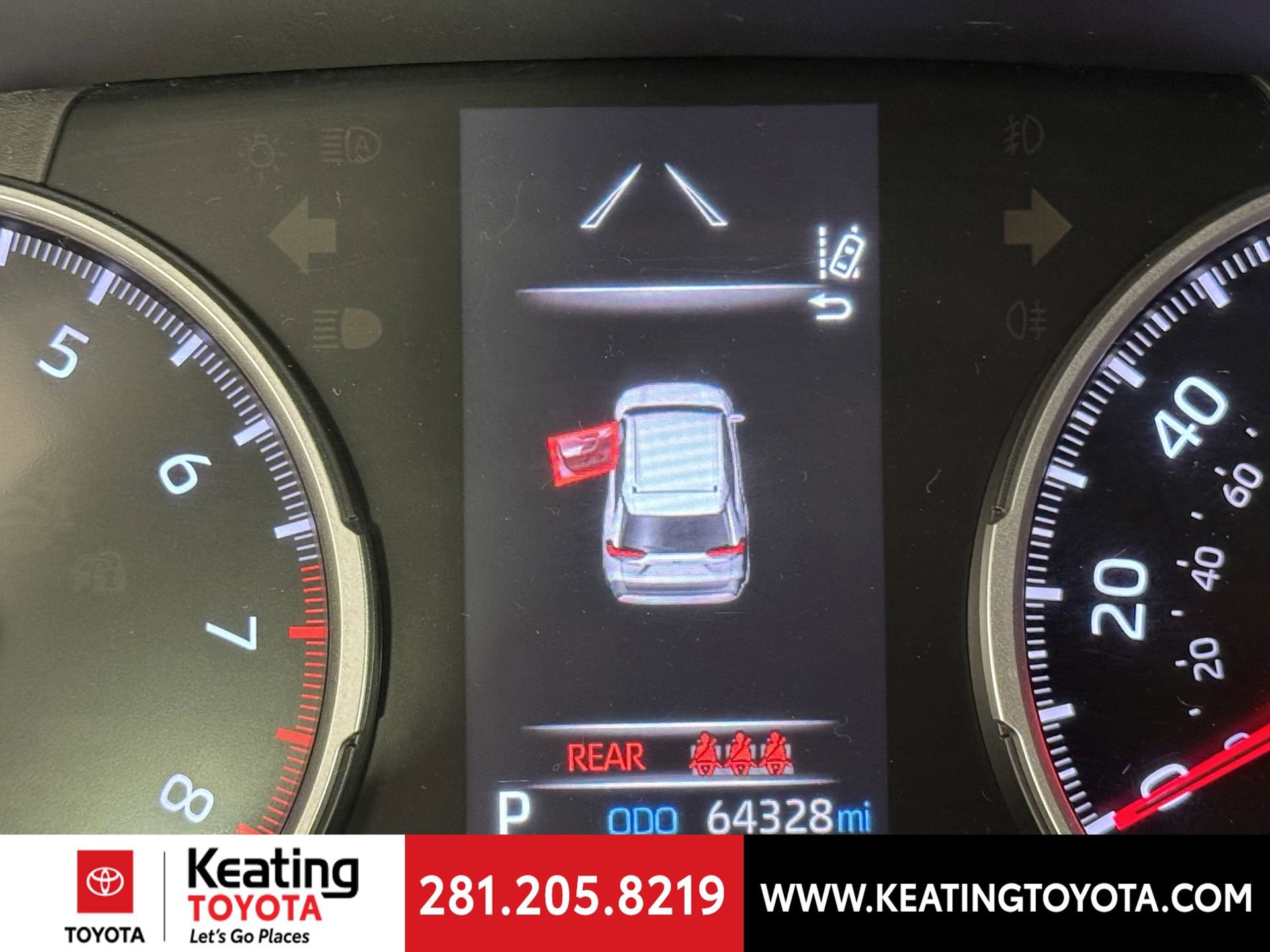 Used 2022 Toyota RAV4 LE image 24