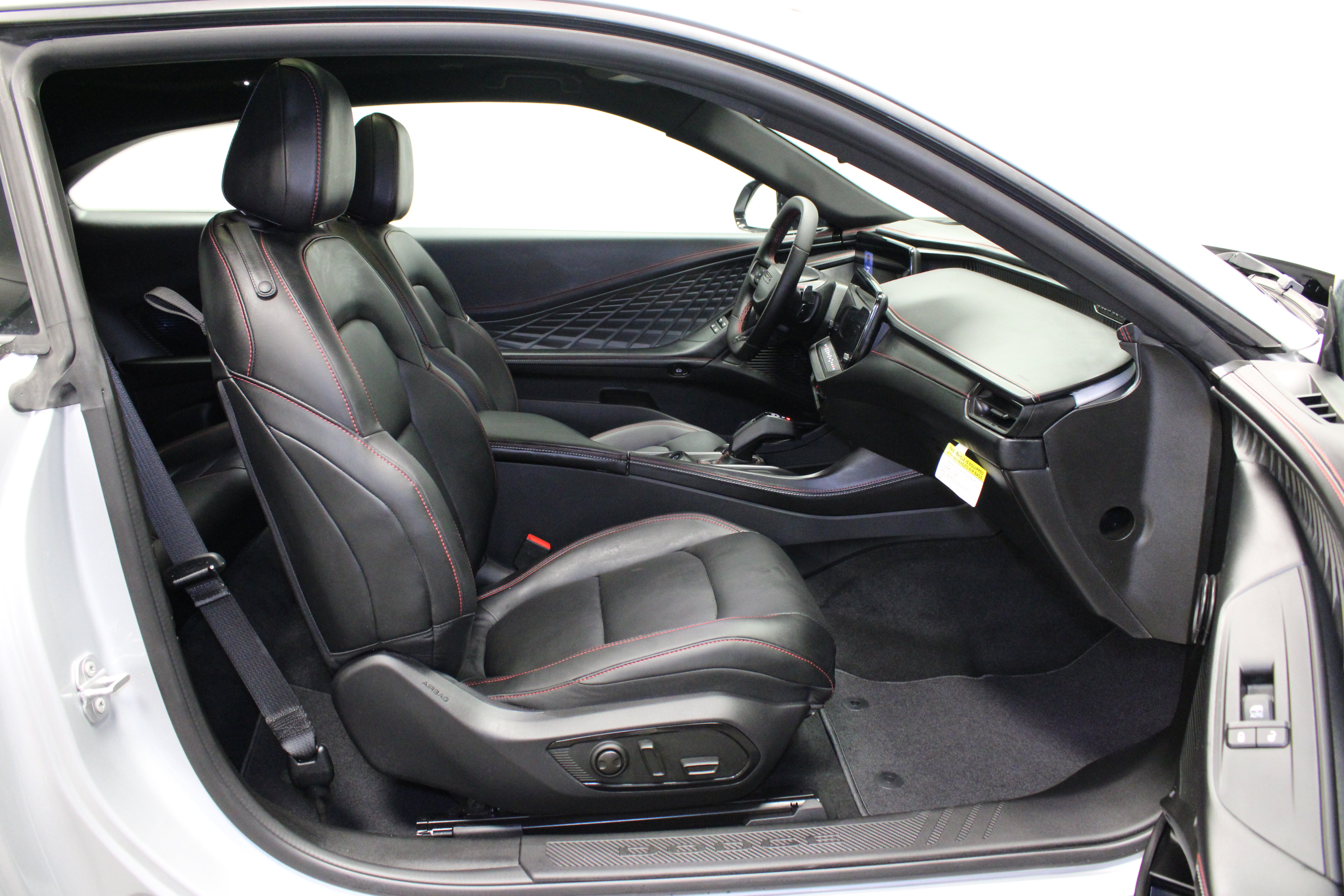 Used 2024 Dodge Charger Daytona R/T w/ Plus Group AWD/4WD image 14