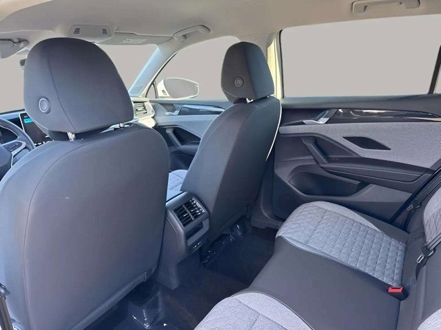 New 2026 Volkswagen Tiguan S image 5