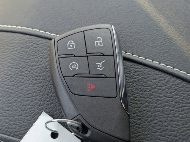 New 2026 GMC Acadia Denali w/ Super Cruise Package image 37