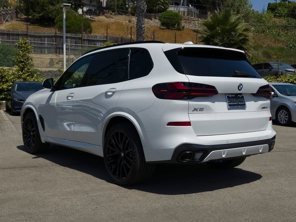 New 2026 BMW X5 xDrive40i w/ M Sport Package AWD/4WD image 17
