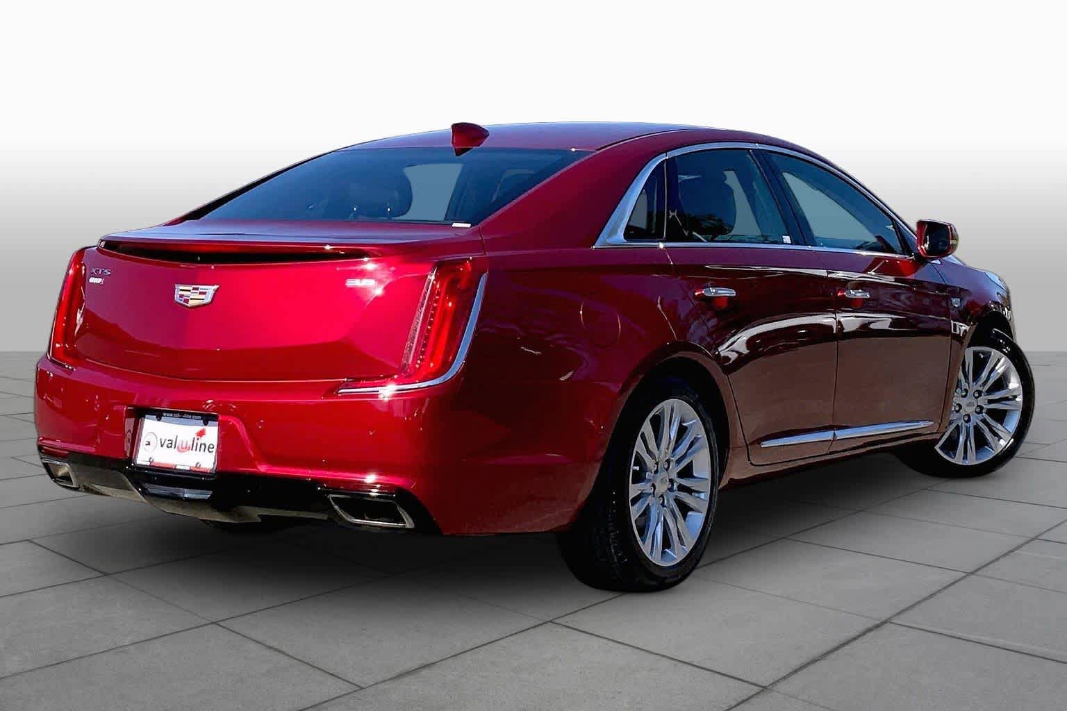 Used 2019 Cadillac XTS Luxury image 13