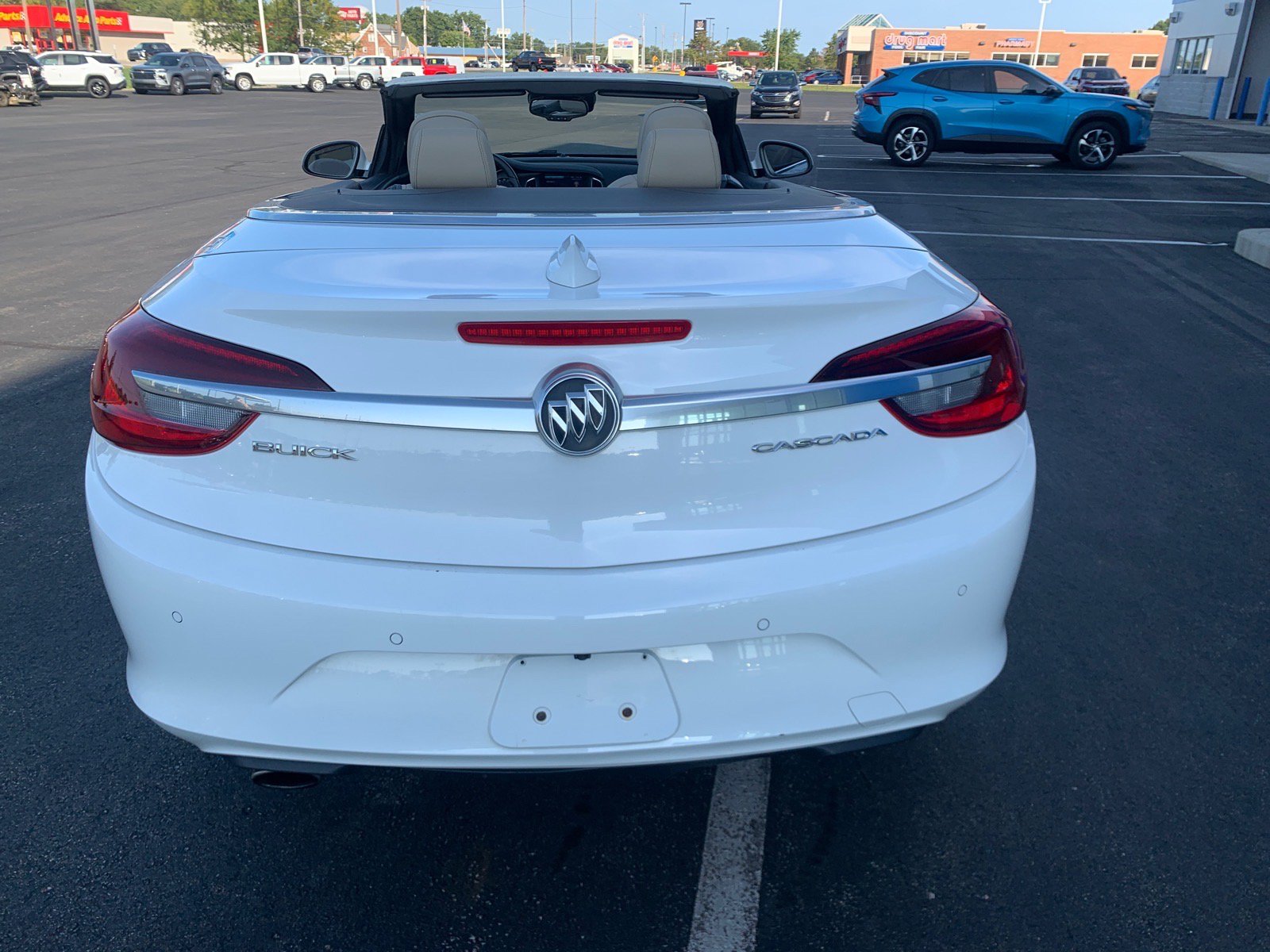 Used 2016 Buick Cascada Premium FWD image 4