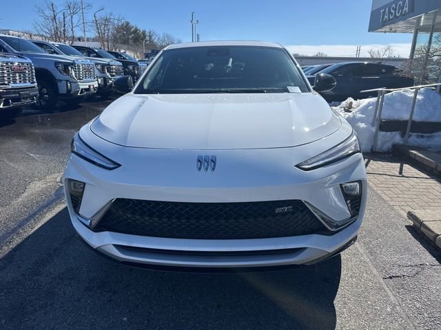 New 2026 Buick Envista Sport Touring image 2