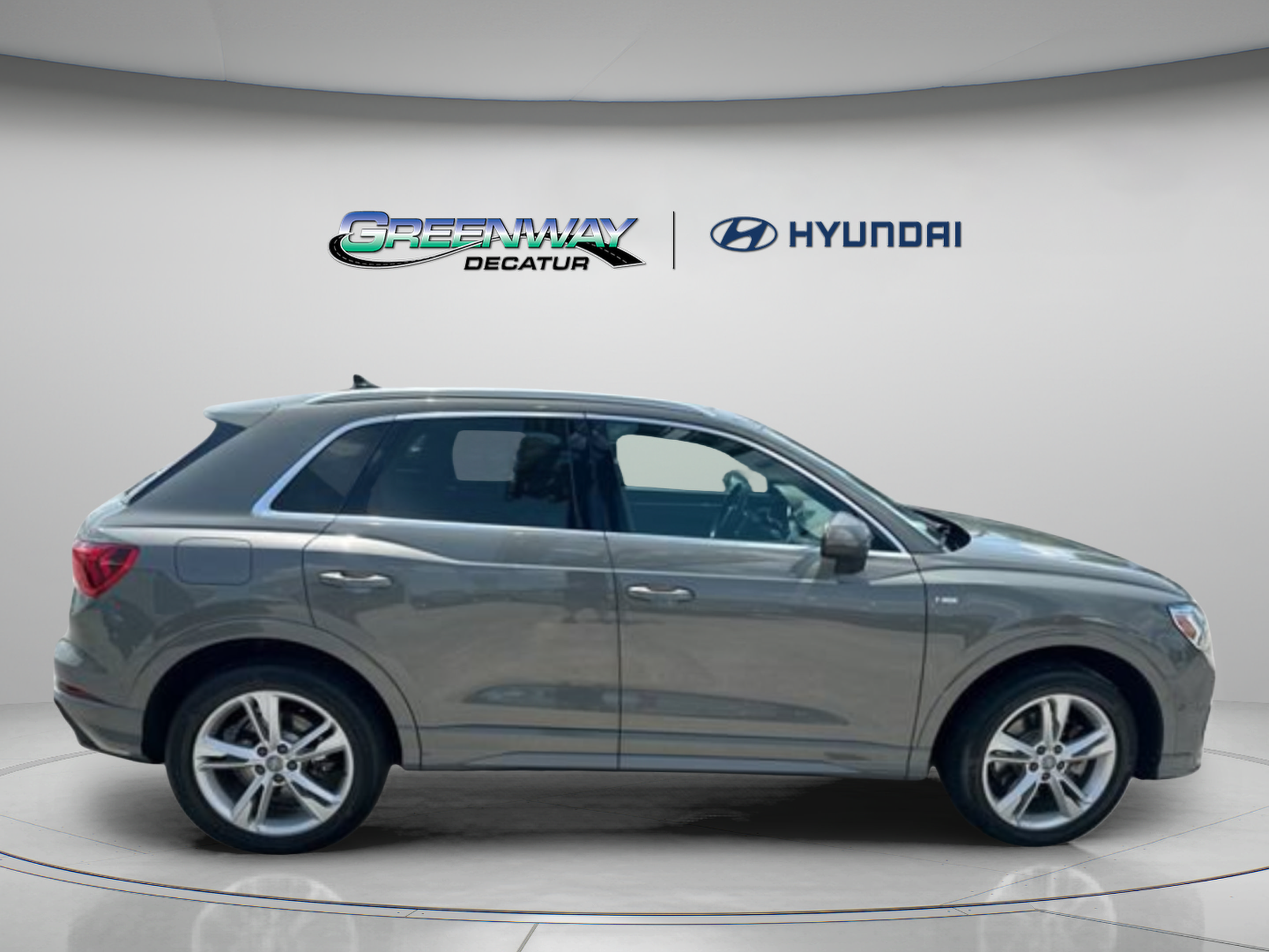 Used 2019 Audi Q3 2.0T Prestige AWD/4WD image 9