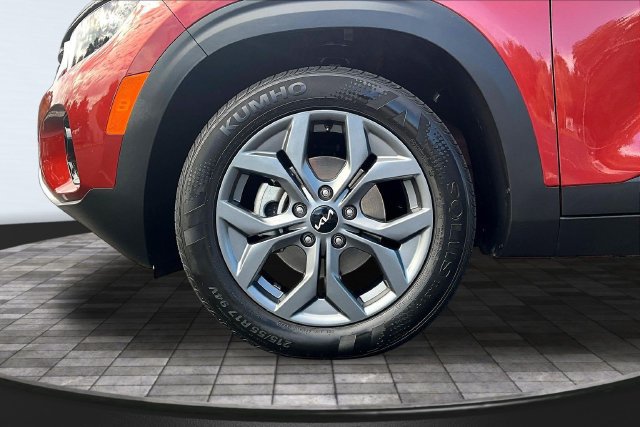 Certified 2024 Kia Seltos S FWD image 32