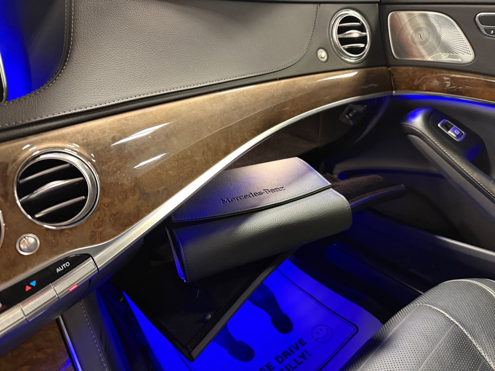 Used 2016 Mercedes-Benz S 550 4MATIC Sedan image 33