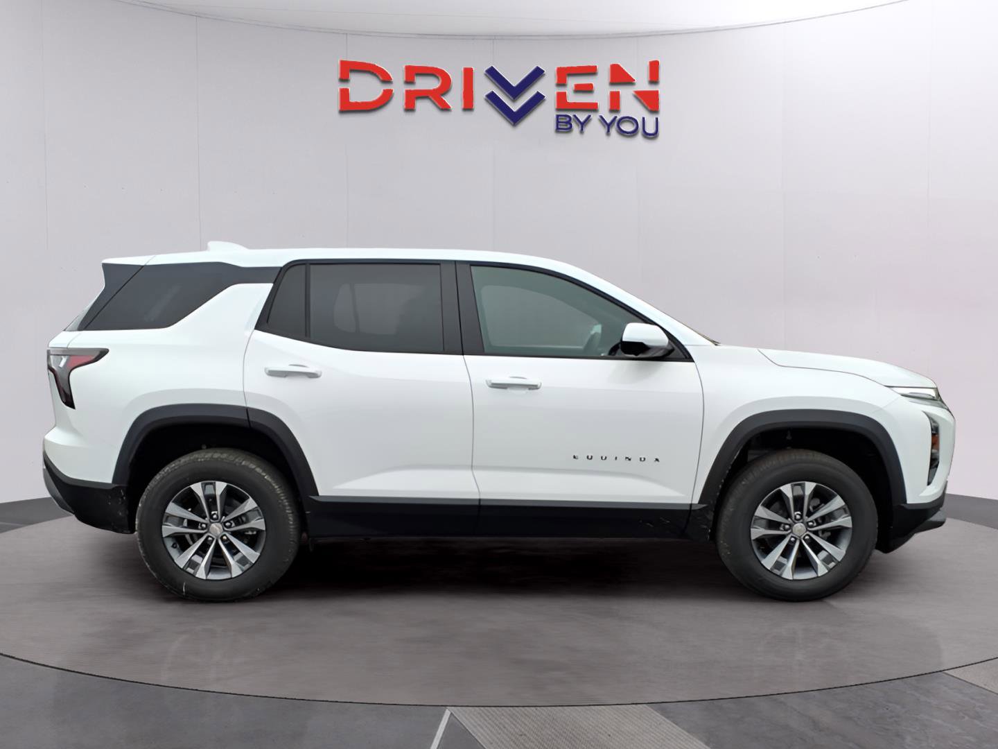 New 2026 Chevrolet Equinox LT w/ Safety and Technology Package image 6