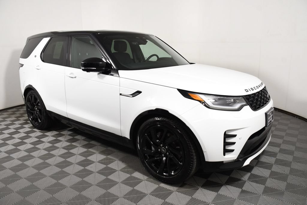 Used 2025 Land Rover Discovery Dynamic SE AWD/4WD image 8