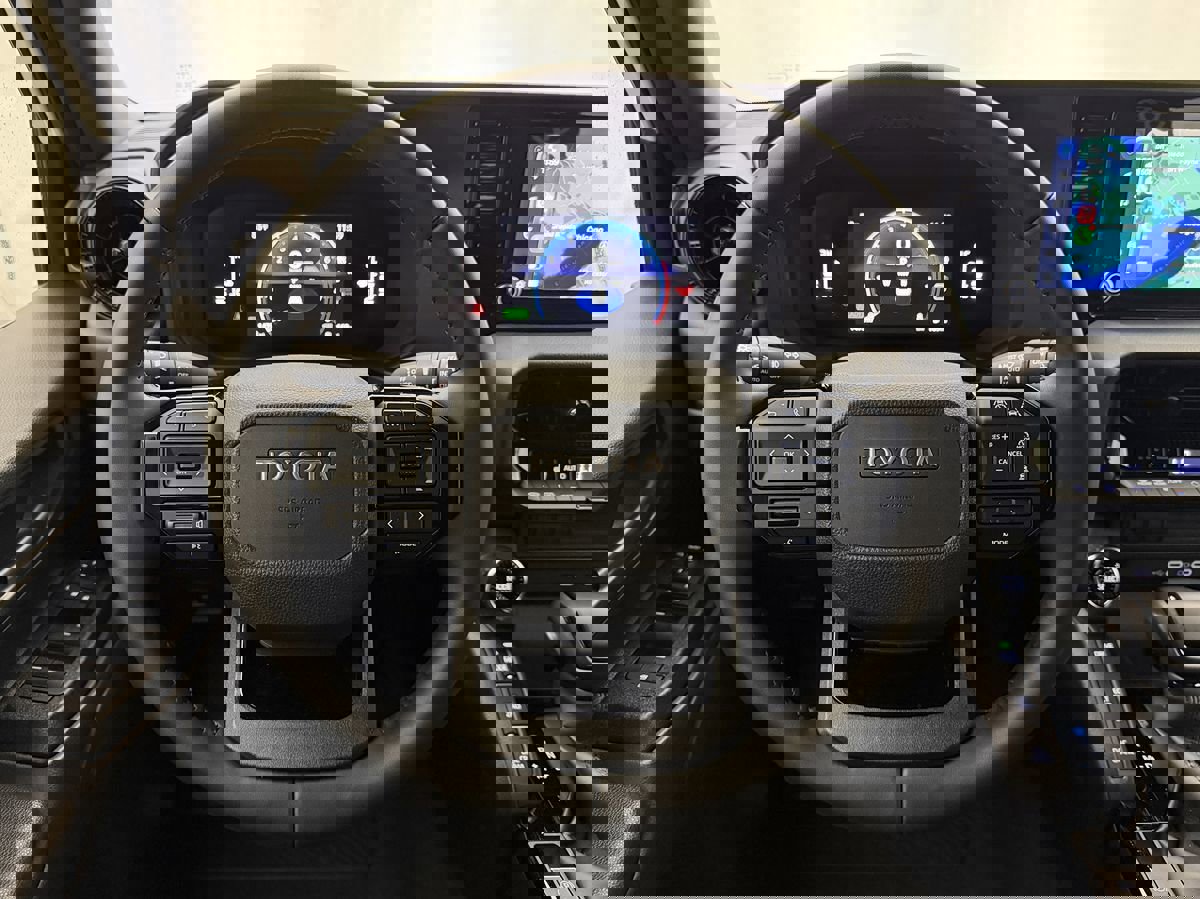 Used 2025 Toyota Land Cruiser 1958 image 13