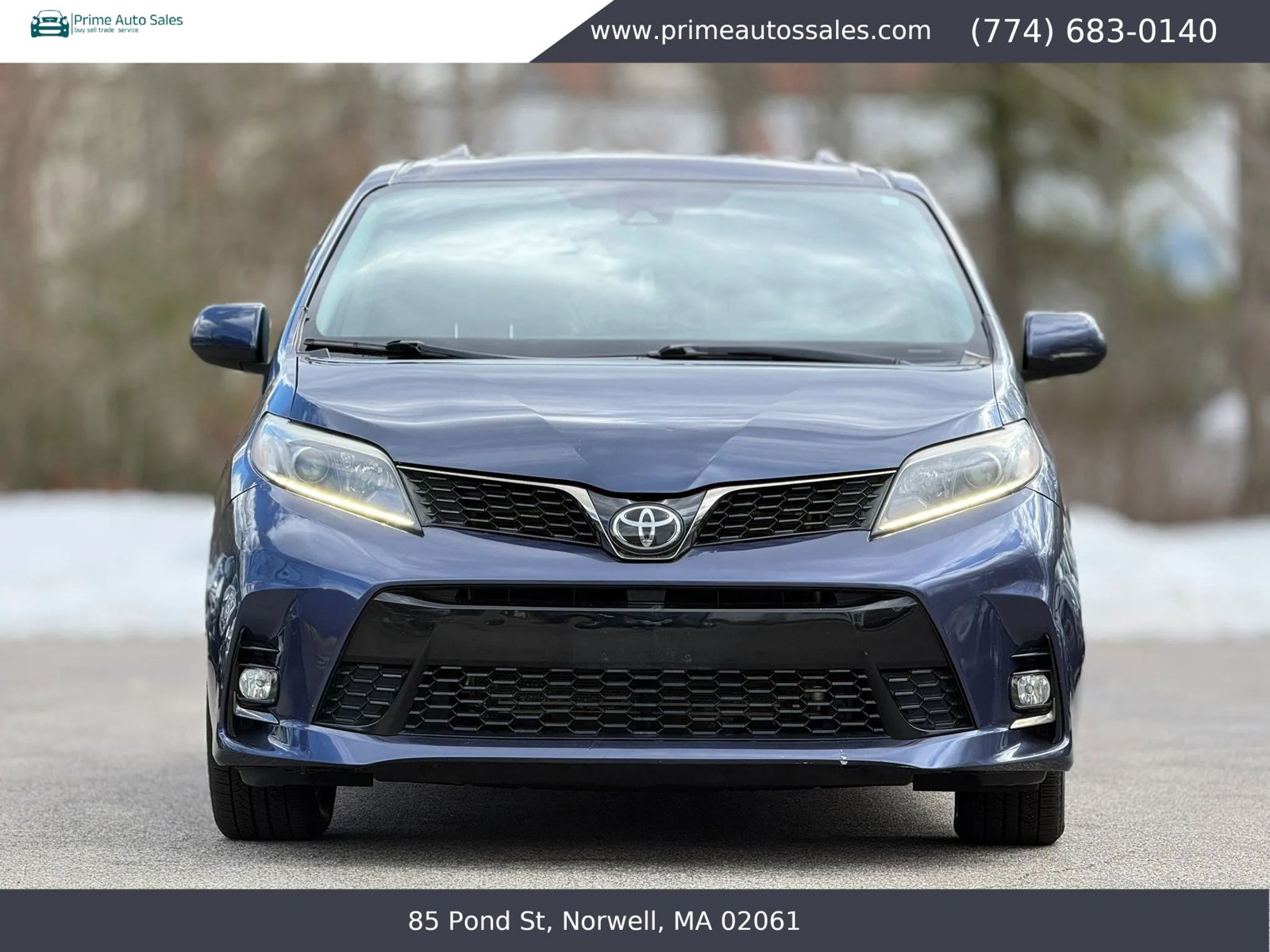Used 2019 Toyota Sienna SE w/ SE Preferred Package AWD/4WD image 4