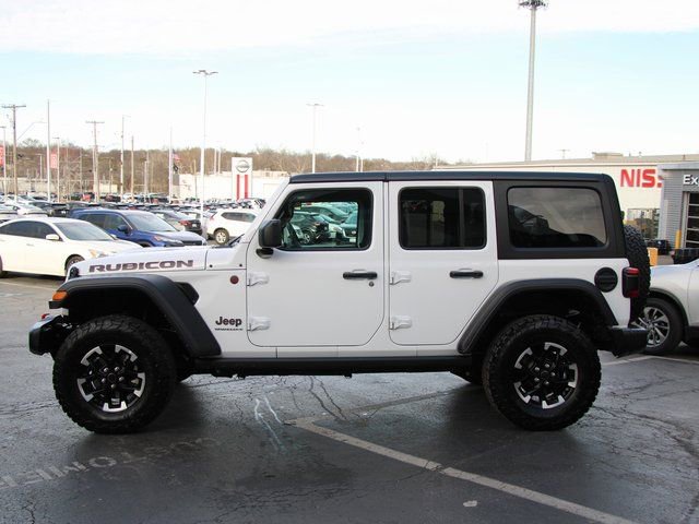 Used 2025 Jeep Wrangler Unlimited Rubicon image 2