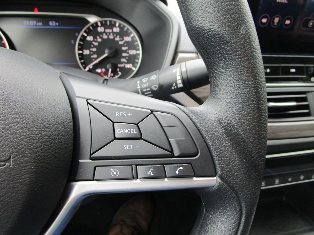 Used 2025 Nissan Altima 2.5 SV w/ SV Special Edition Package image 31