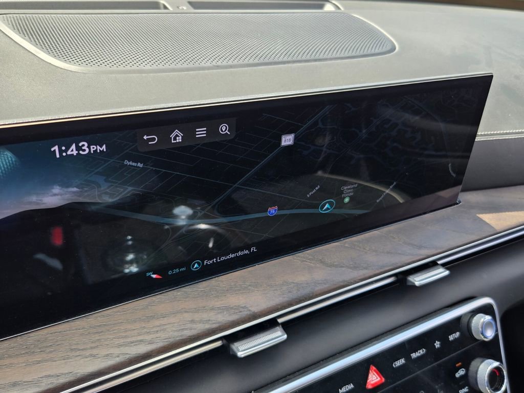 Used 2025 Genesis GV80 3.5T Advanced image 22