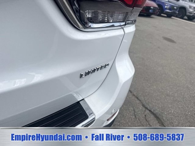 Used 2022 Jeep Grand Cherokee Limited AWD/4WD image 9