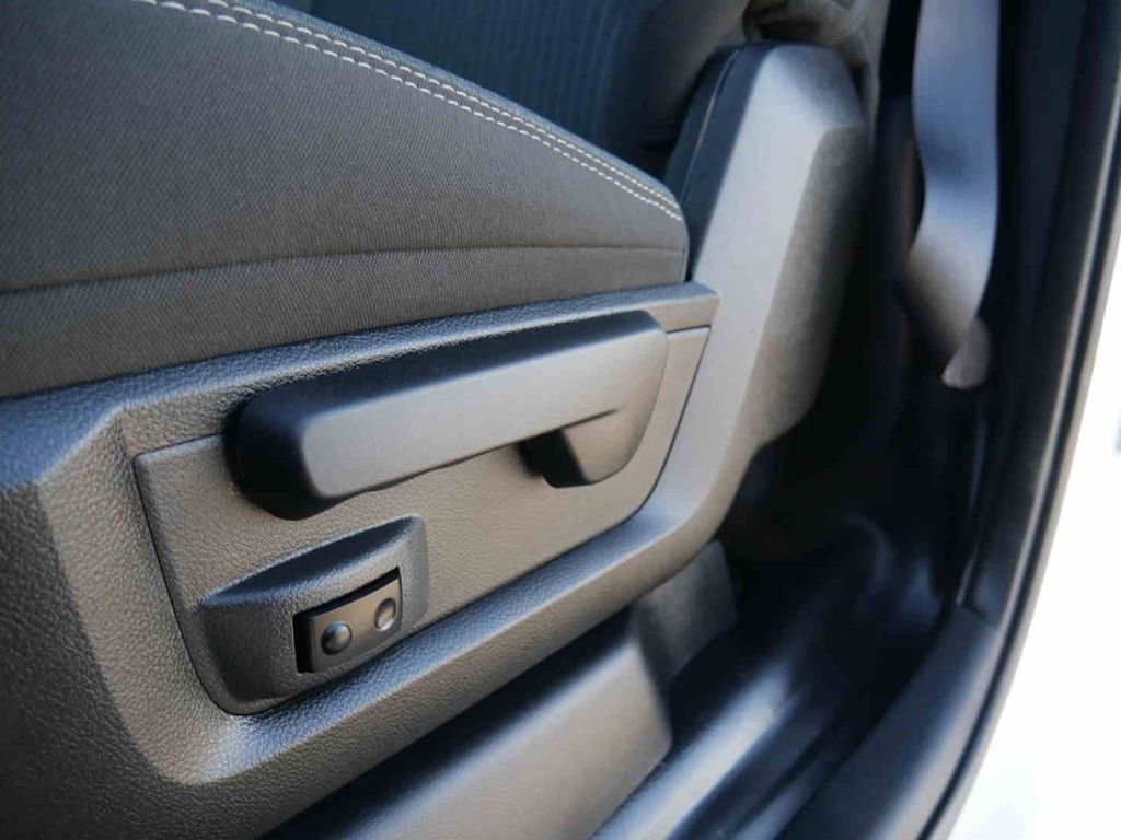 Used 2022 RAM 3500 Tradesman image 31