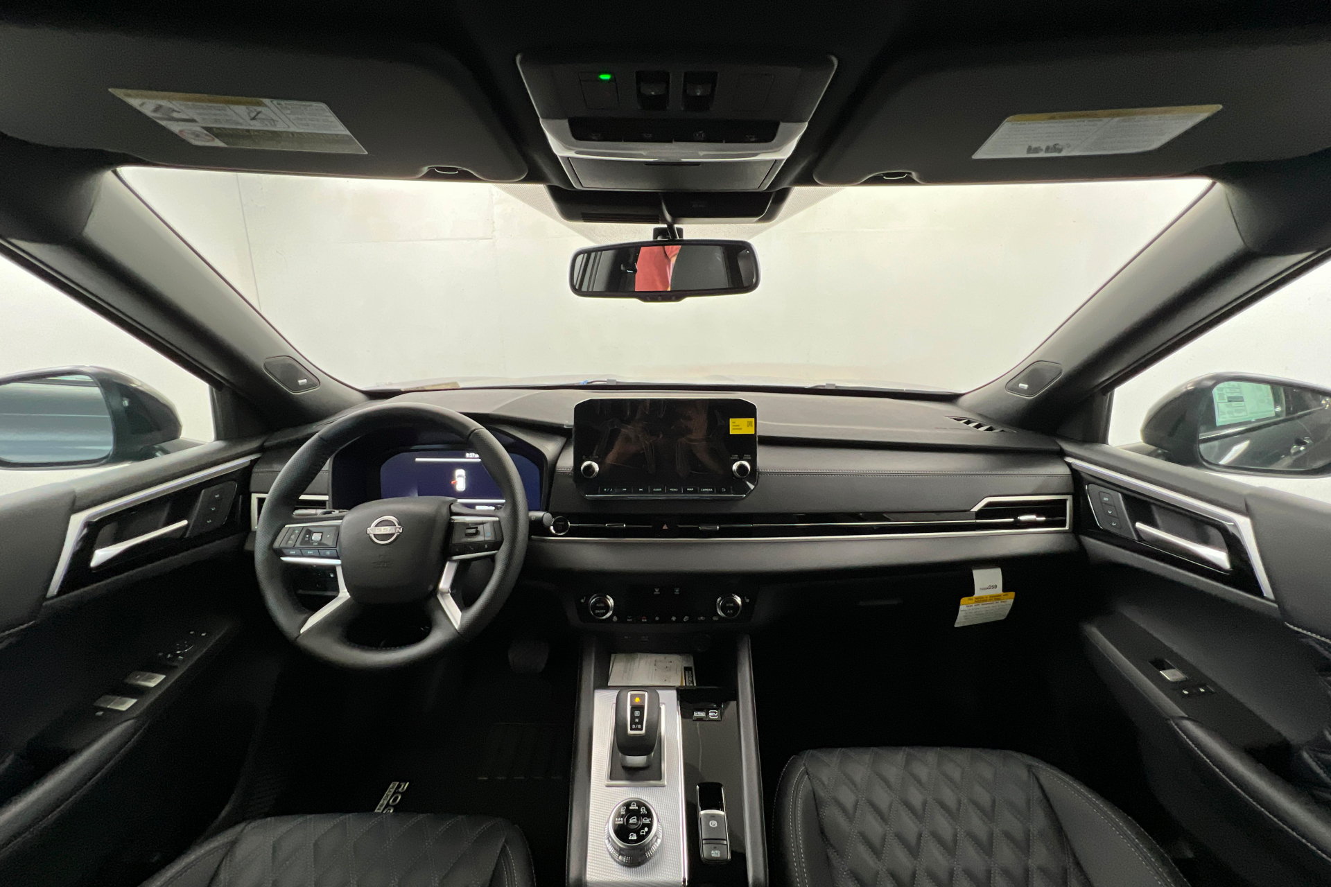 New 2026 Nissan Rogue Platinum AWD/4WD image 9