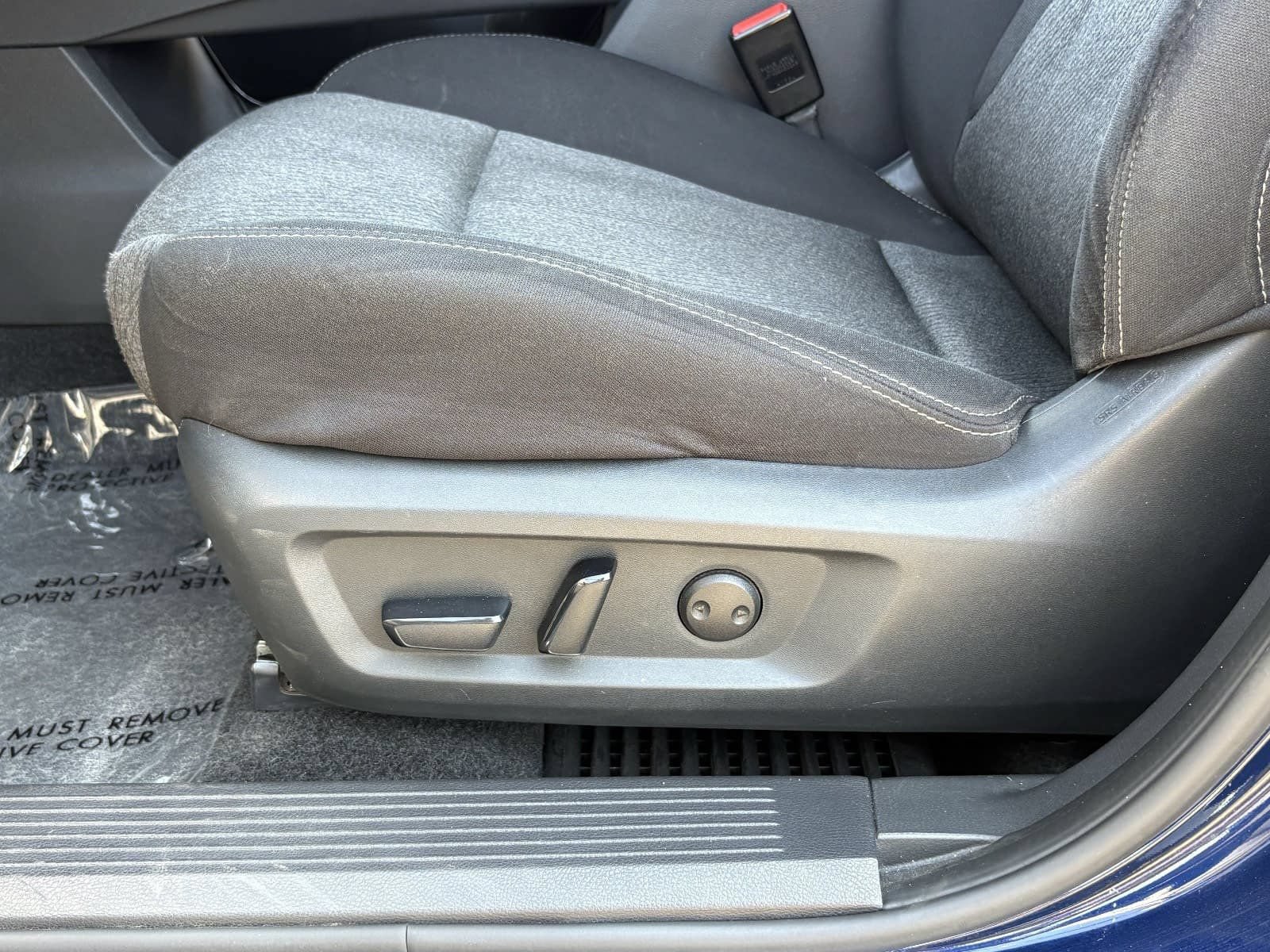 Used 2024 Nissan Rogue SV FWD image 31