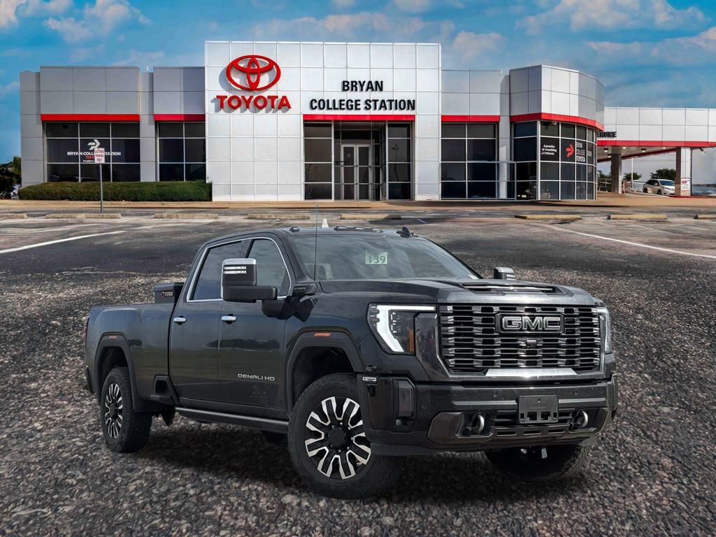 Used 2024 GMC Sierra 3500 Denali Ultimate image 1