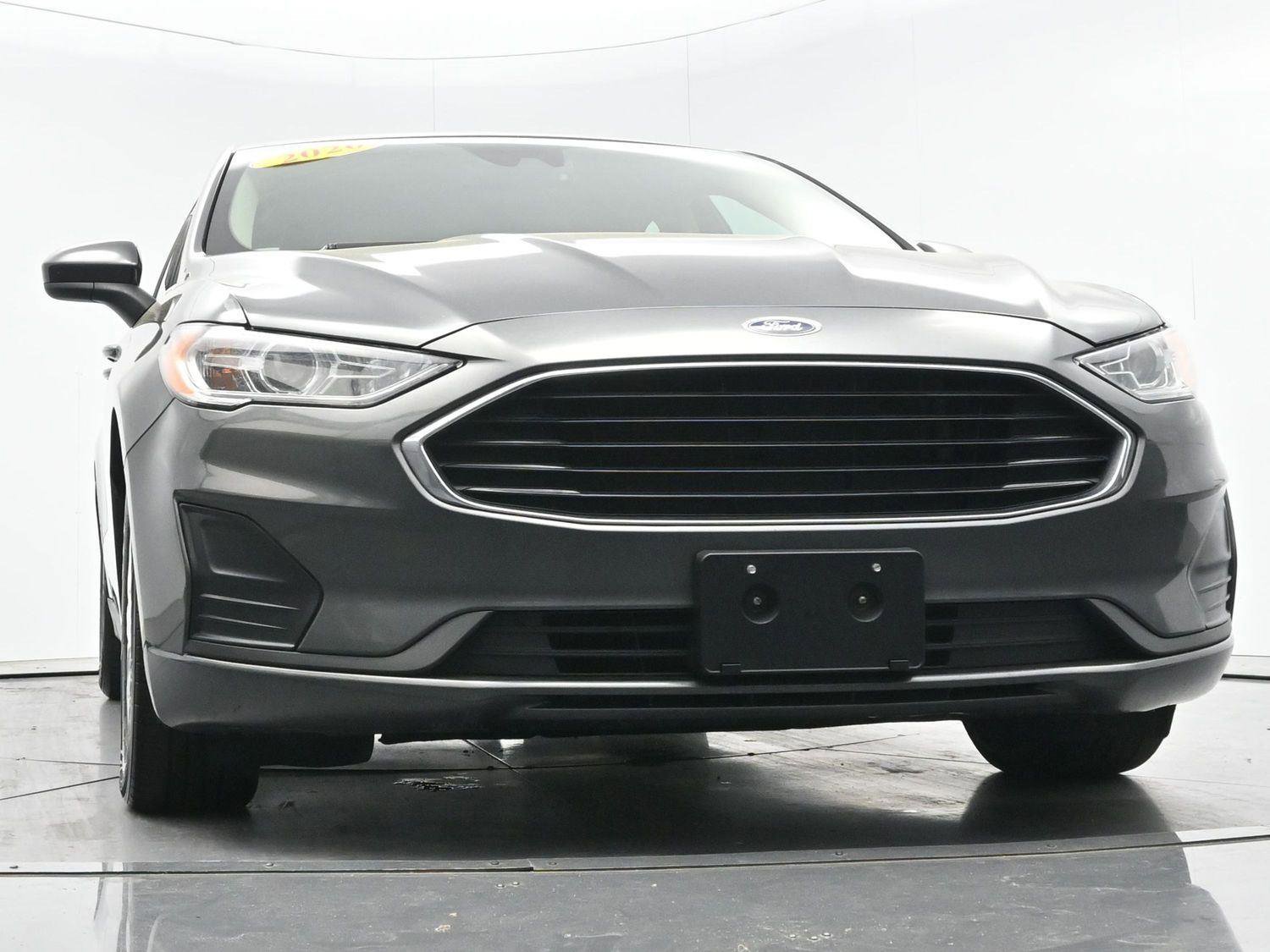 Used 2020 Ford Fusion S FWD image 37