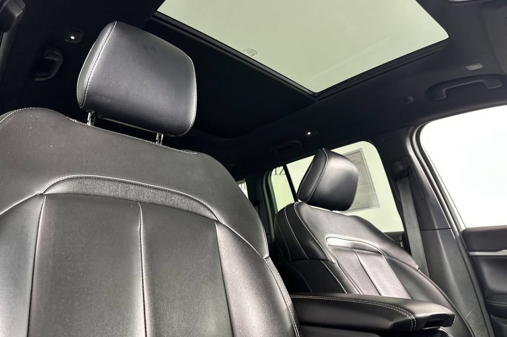 Used 2024 Jeep Grand Cherokee Limited 4xe AWD/4WD image 19