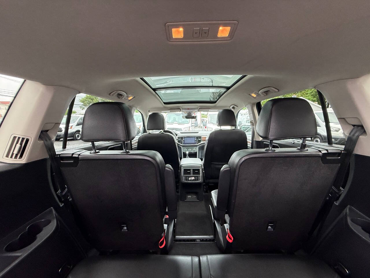 Used 2018 Volkswagen Atlas SEL Premium AWD/4WD image 37