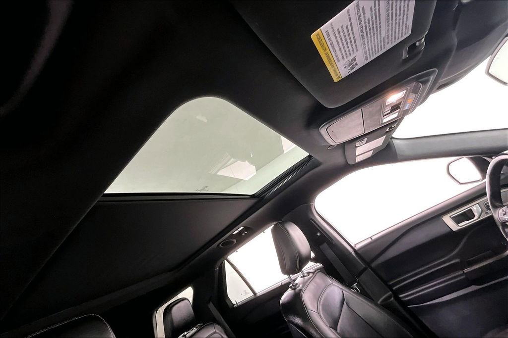 Used 2020 Ford Explorer Limited image 22