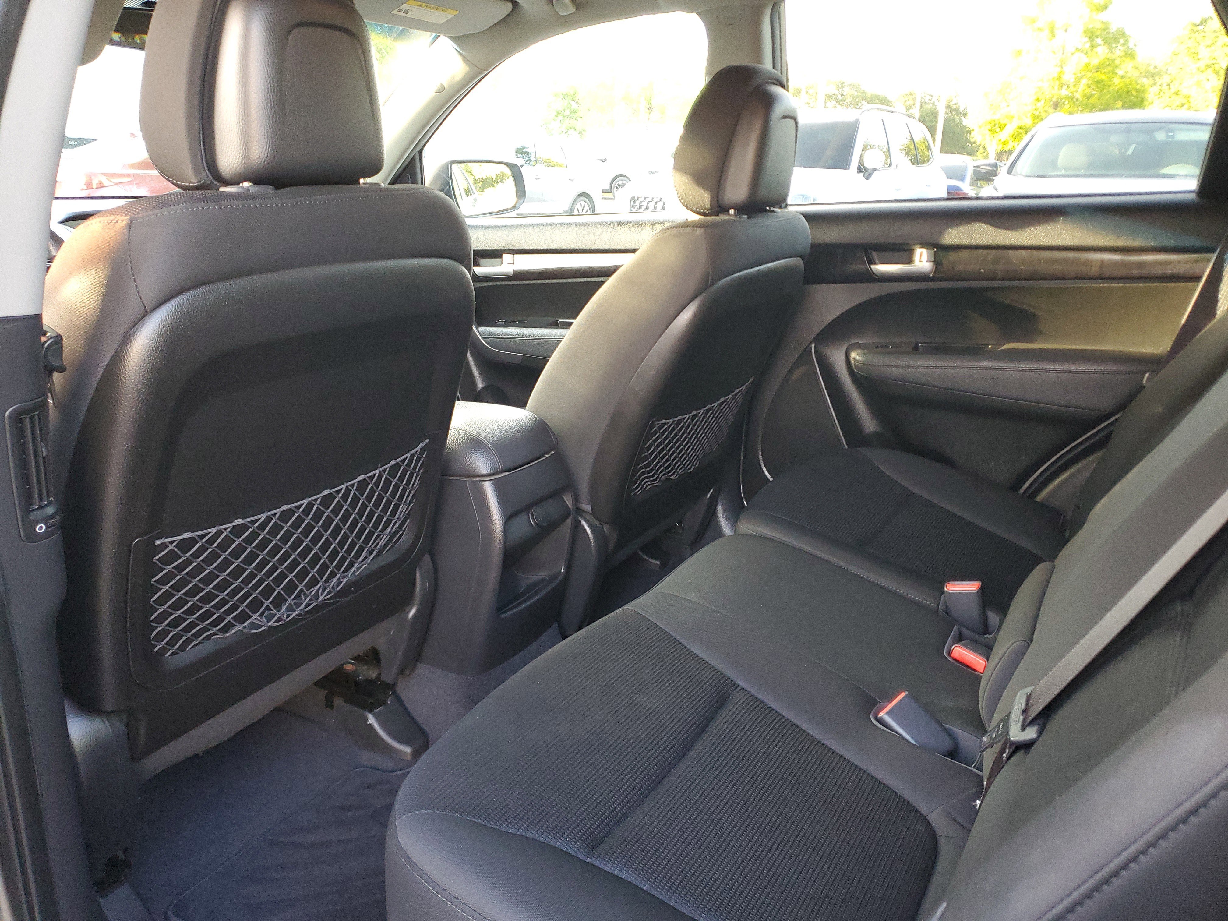 Used 2015 Kia Sorento LX FWD image 10