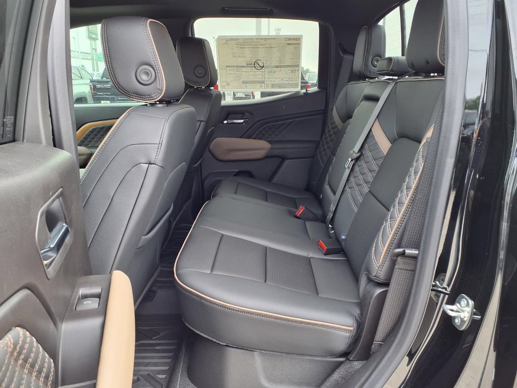 New 2026 GMC Canyon Denali AWD/4WD image 7