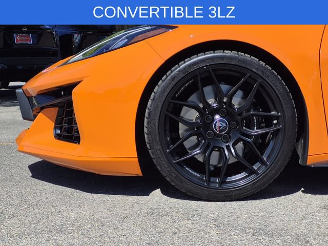Used 2023 Chevrolet Corvette Z06 w/ Stealth Interior Trim Package RWD image 6