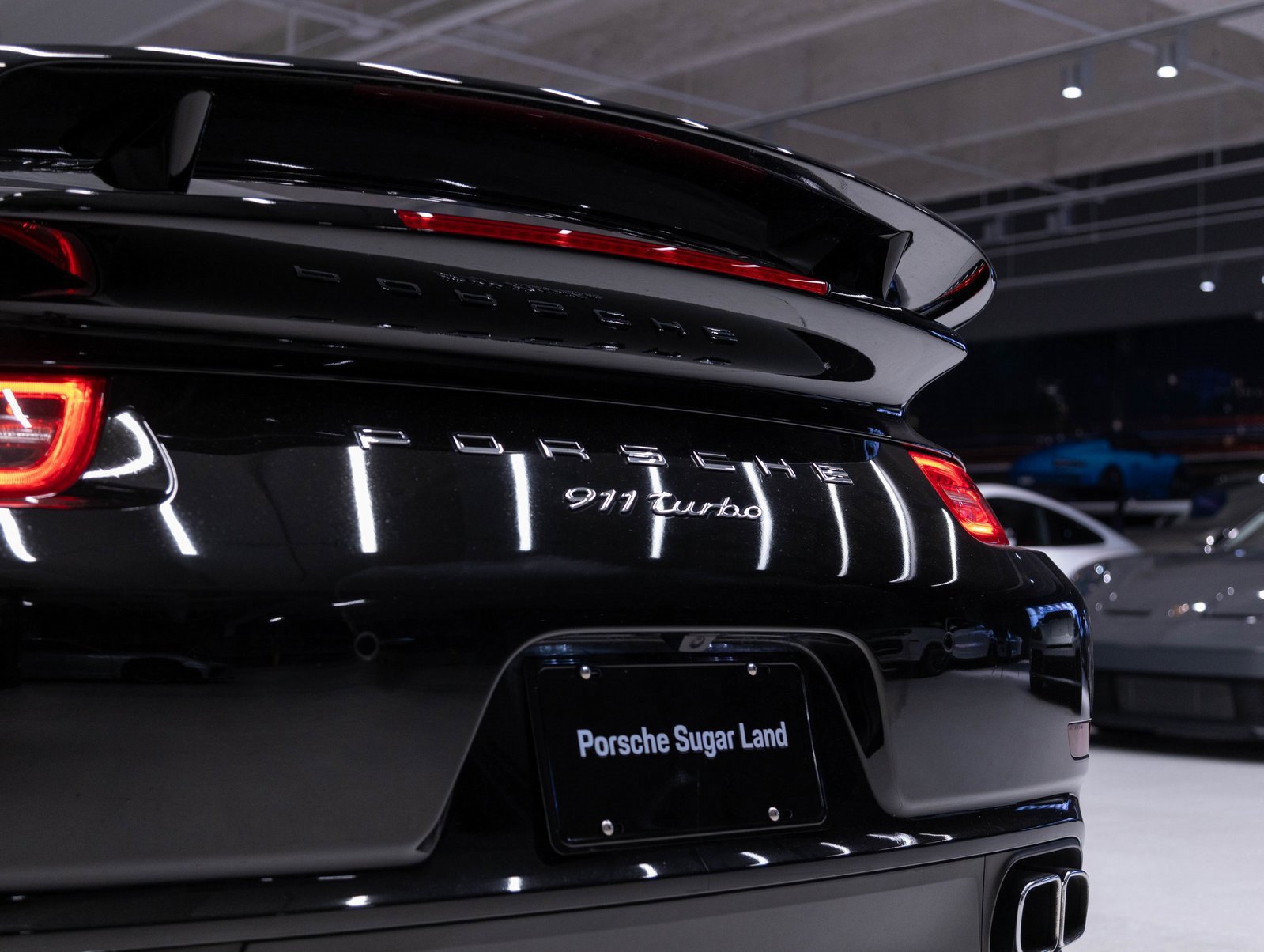 Used 2015 Porsche 911 Turbo image 32