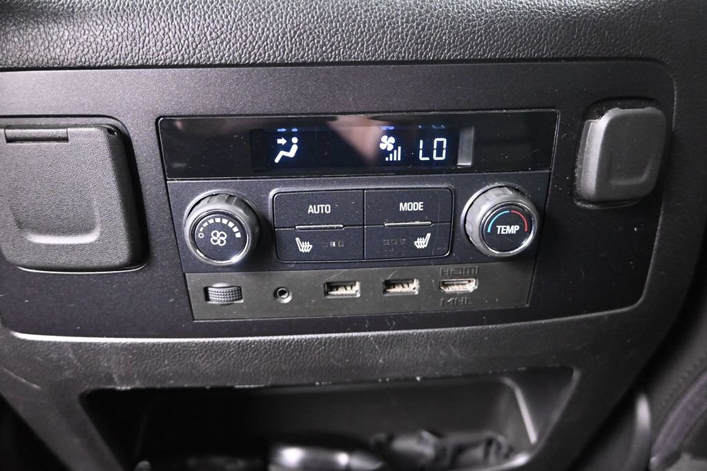 Used 2019 GMC Yukon Denali w/ Denali Ultimate Package AWD/4WD image 33