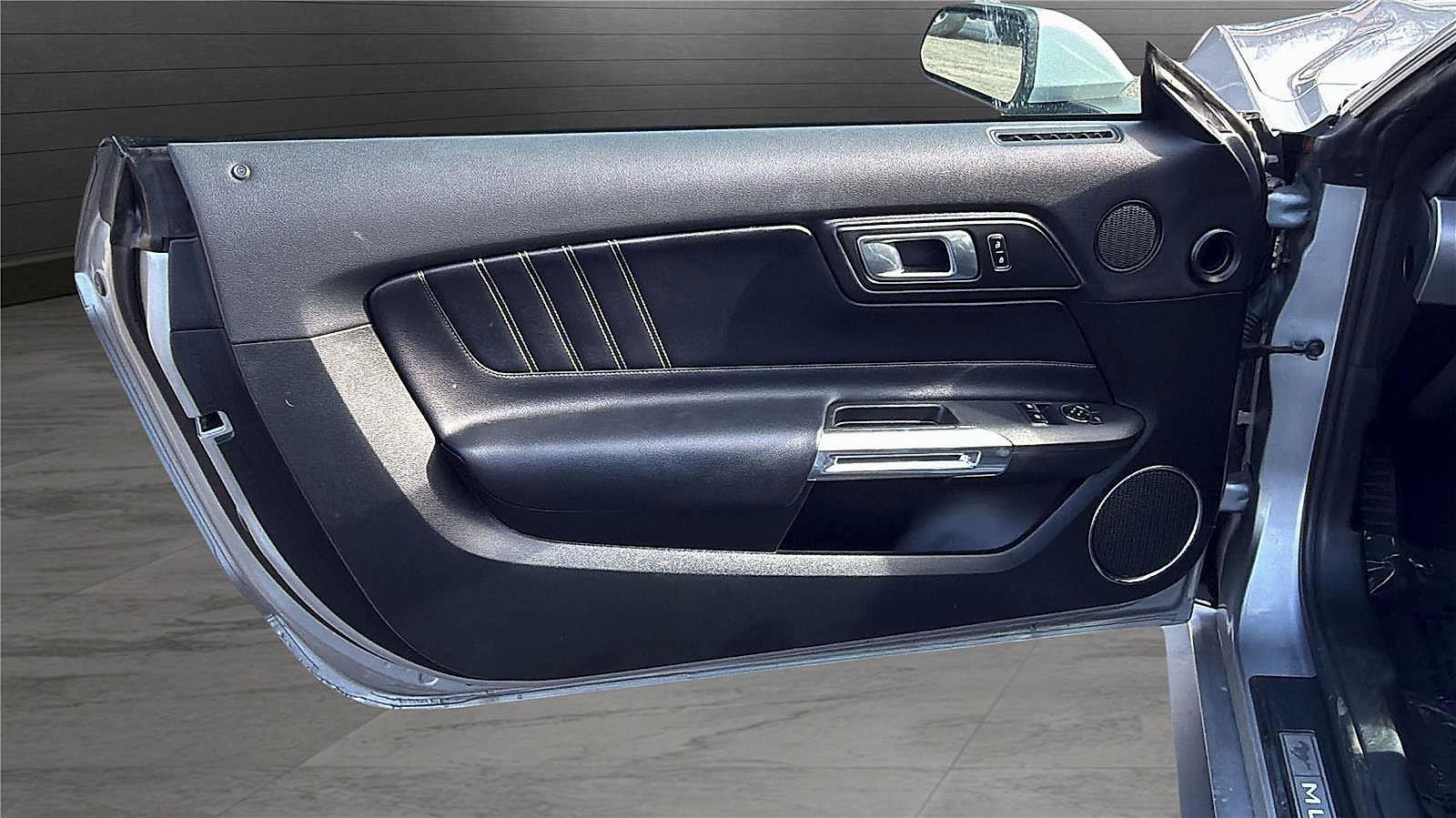 Used 2023 Ford Mustang Premium image 14