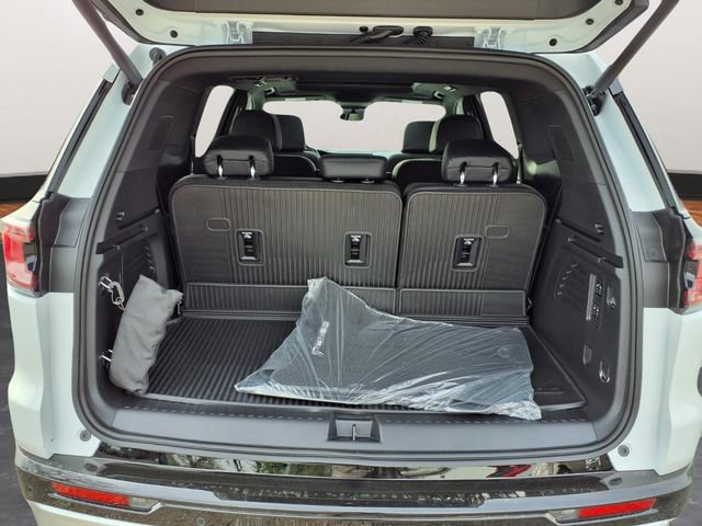 New 2026 GMC Acadia Denali w/ Super Cruise Package FWD image 22