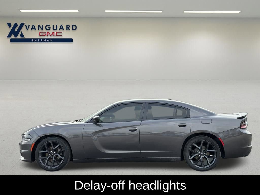Used 2019 Dodge Charger SXT w/ Blacktop Package image 4