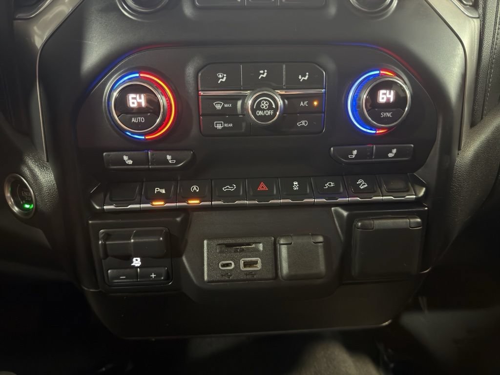 Used 2021 Chevrolet Silverado 1500 LT AWD/4WD image 13